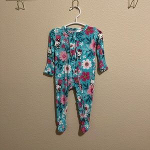 Posh Peanut Hello Kitty